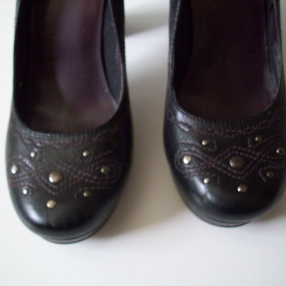 Exchange size 8 chunky 4 inch heel 1/2 inch platform - Picture 2 of 9